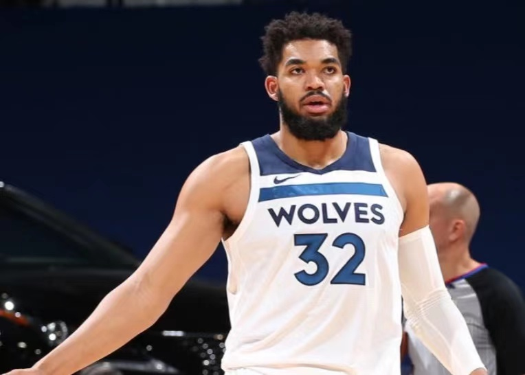 爱游戏官网- 加拿大队不断突破！，Karsa连续十场比赛得分超过爆冷比赛高潮迭起