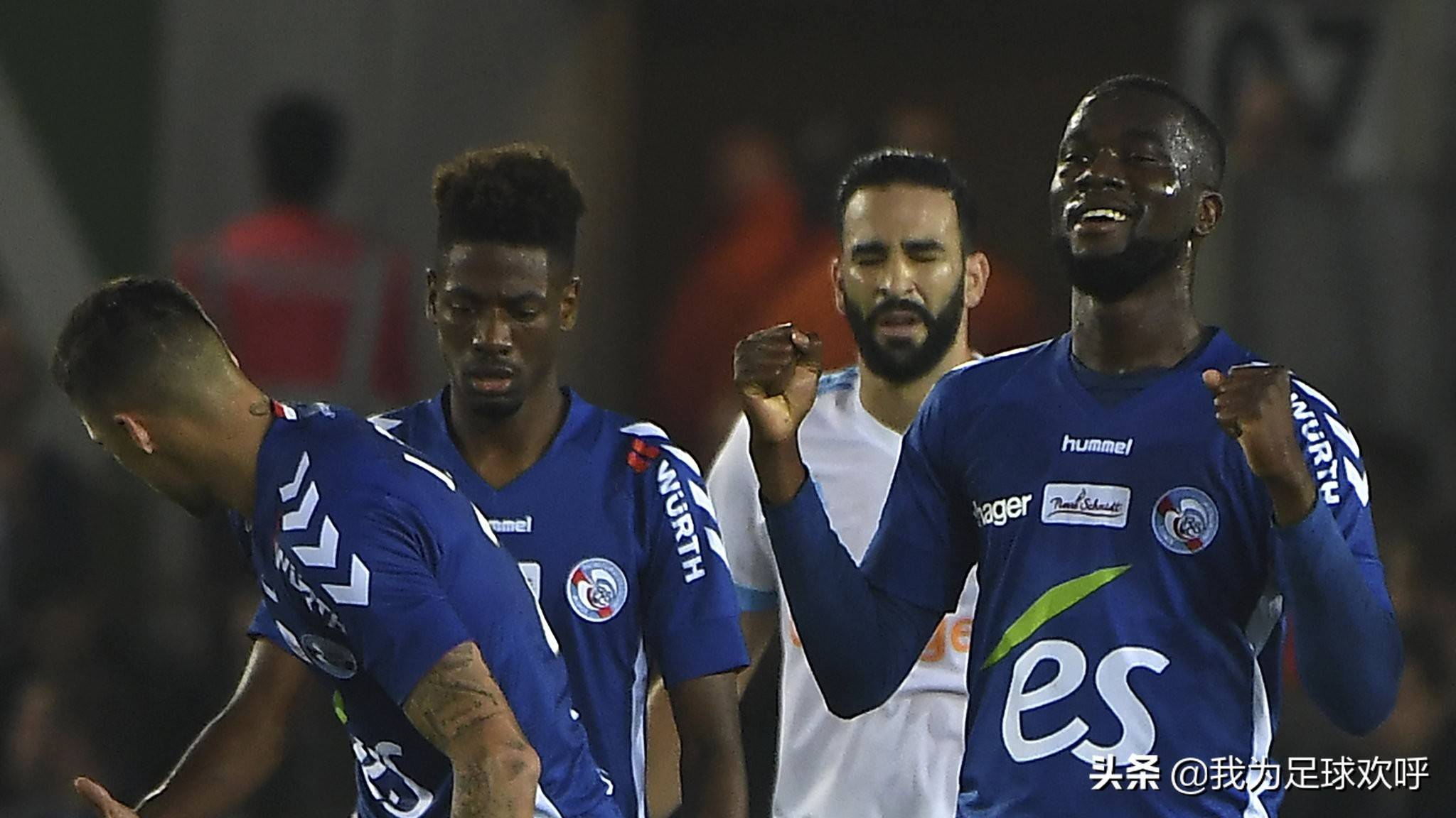 爱游戏官网-广东宏远训练开放日，今晚止住颓势引欢呼，法国杯在即，控场能力受关注的简单介绍