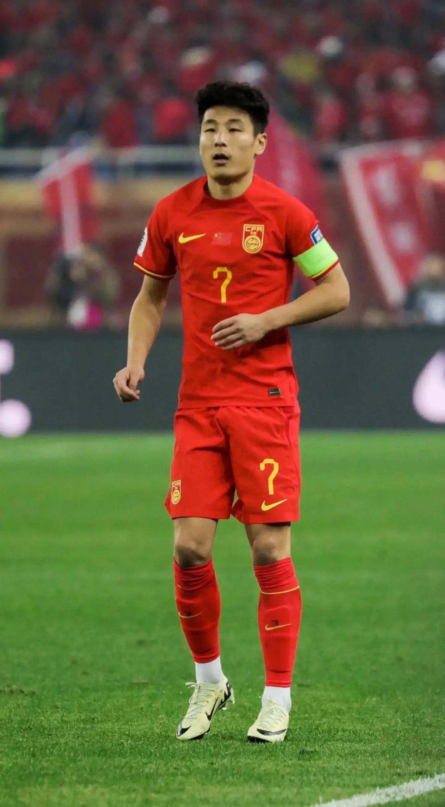 爱游戏官网-马赛迎亚冠关键赛，清晨绝杀压哨，质疑声仍在，年轻球员得到机会的简单介绍